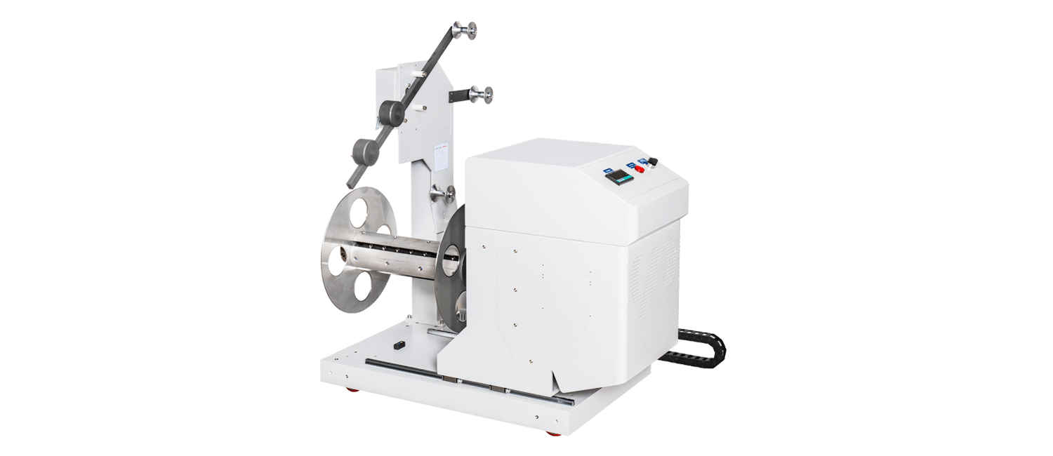 Trim Rewinder for Web Guiding to Withdraw